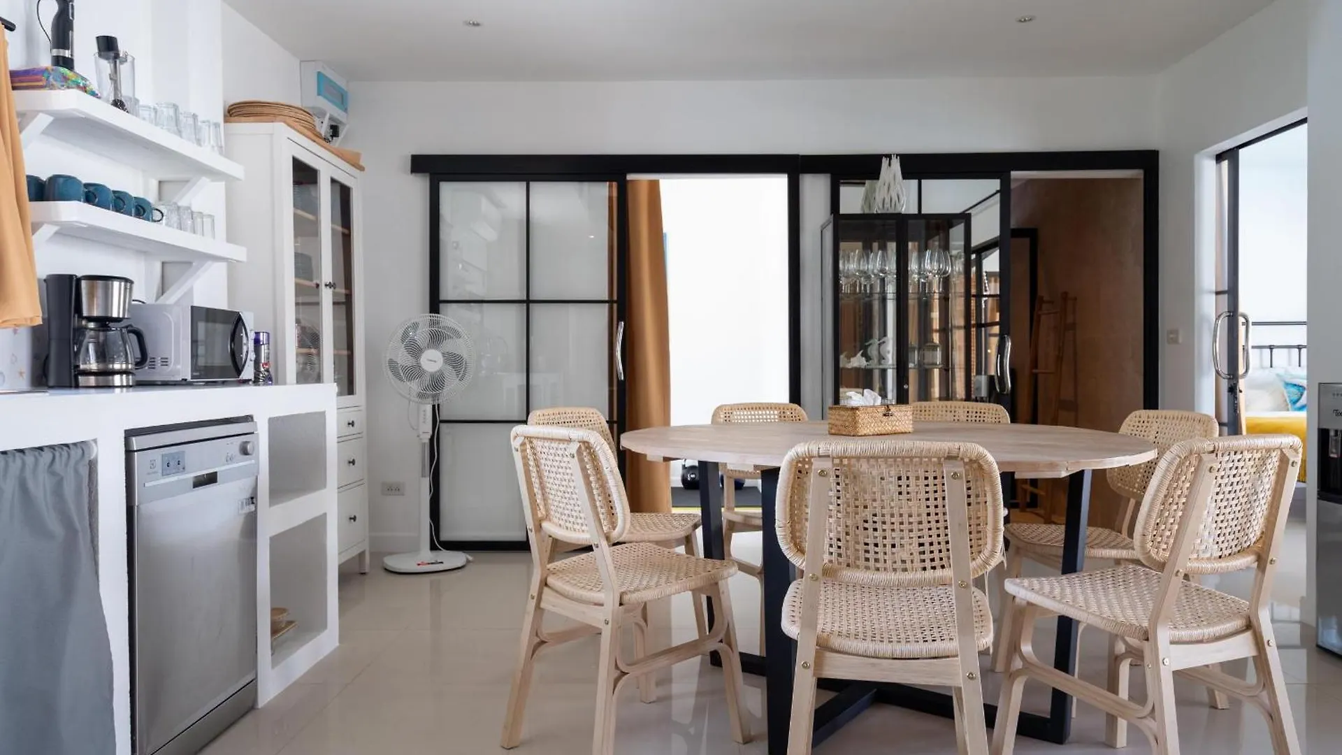 Manao Seaview Pool Villa 42 - 5 Mins Walk To Beach Ko Lanta